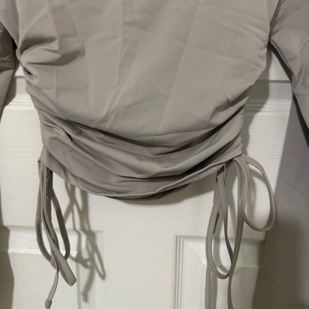 Foxy Jeans Taupe Ruched Square Neck Long Sleeve Top | Size S - Picture 10 of 12